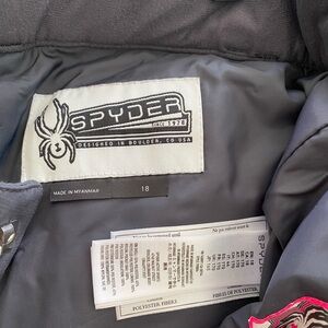 Size 18 boy ski/snow pants Gray Spyder